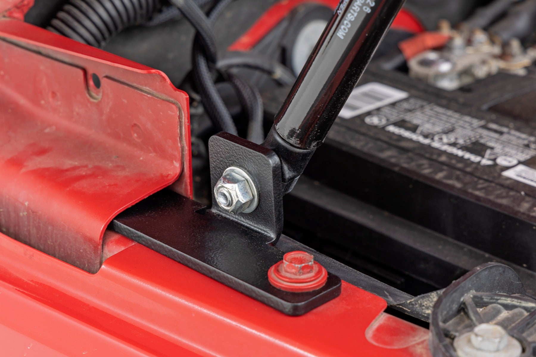 Rough Country | Hydraulic Hood Assist | Hydraulic Hood Assist 07-18 Jeep Wrangler JK Rough Country | 10643