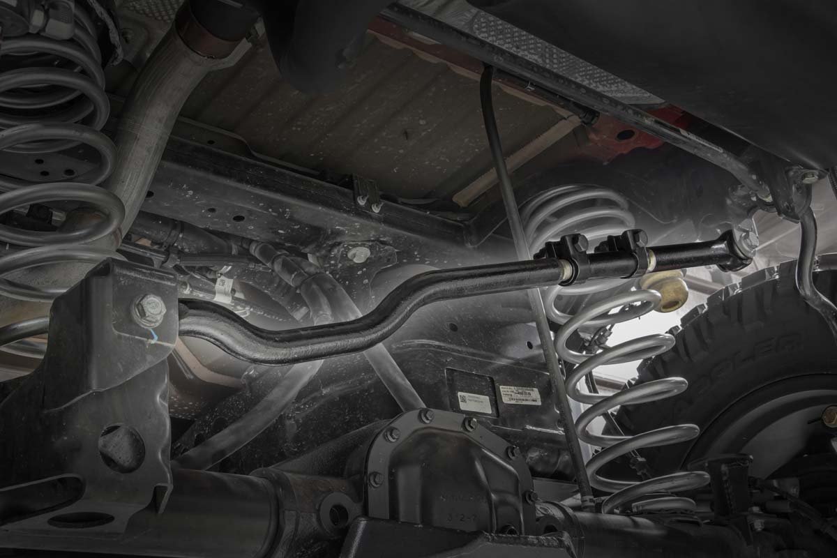 Rough Country | Track Bar | Jeep JL Rear Forged Adjustable Track Bar 0-6in Rough Country | 11062