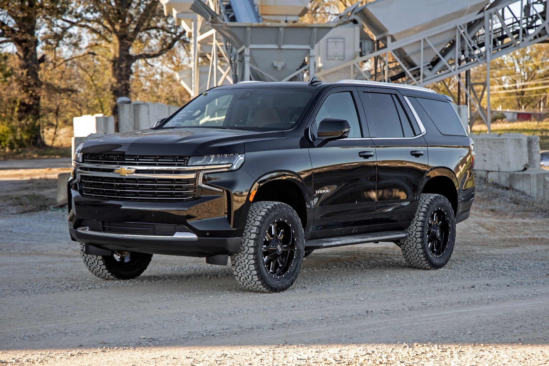 Rough Country | Lift Kits | 3.5 Inch GM Suspension Lift Kit w/Forged Upper Control Arms 2021 Tahoe/Suburban Rough Country | 11400