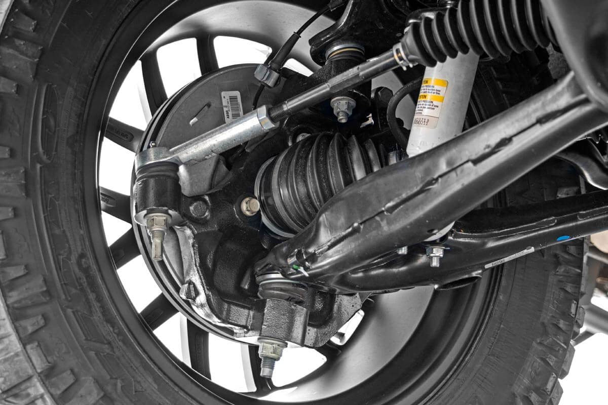 Rough Country | Lift Kits | 3.5 Inch GM Suspension Lift Knuckle Kit w/Vetex and V2 Shocks (07-13 1500 PU 4WD Cast Steel) Rough Country | 11957