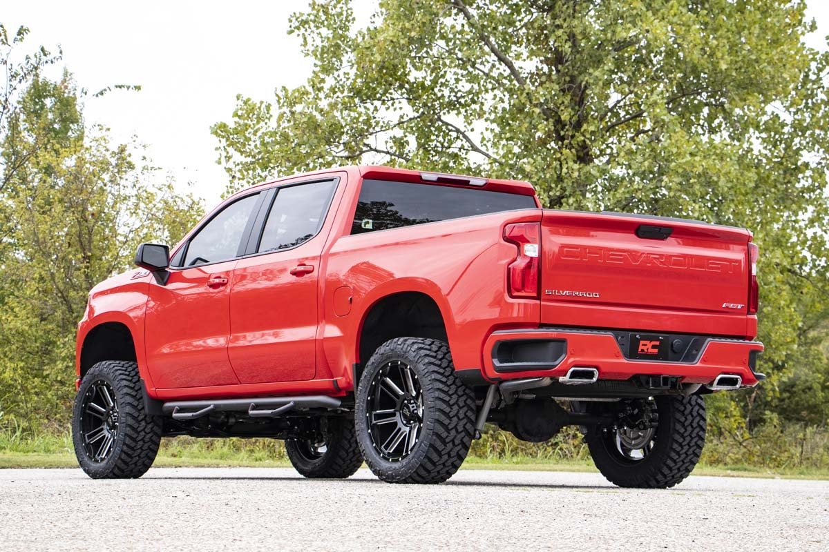 Rough Country | Lift Kits|Suspension|Suspension / Steering / Brakes | 6.0 Inch Suspension Lift Kit Strut Spacers and V2 Diesel 19-20 Chevy 1500 PU 4WD/2WD Rough Country | 21770D