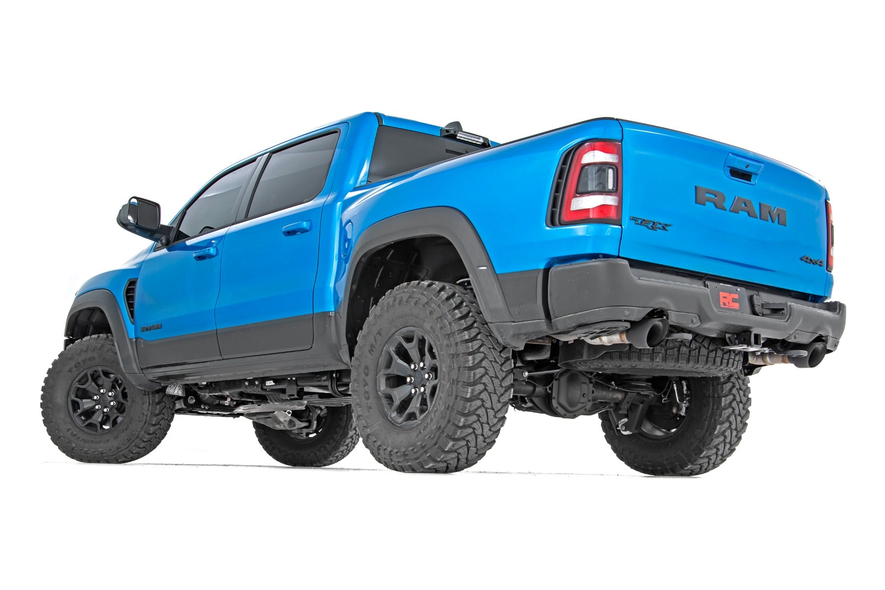Rough Country | Leveling Kit | 1.5 Inch Leveling Kit 21-22 Ram 1500 TRX 4WD Rough Country | 31300