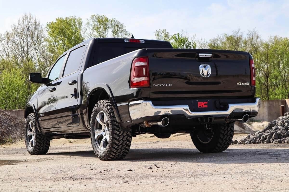Rough Country | Leveling Kit | 2 Inch RAM Leveling Lift Kit 19-Up RAM 1500 4WD/2WD Rough Country | 35400