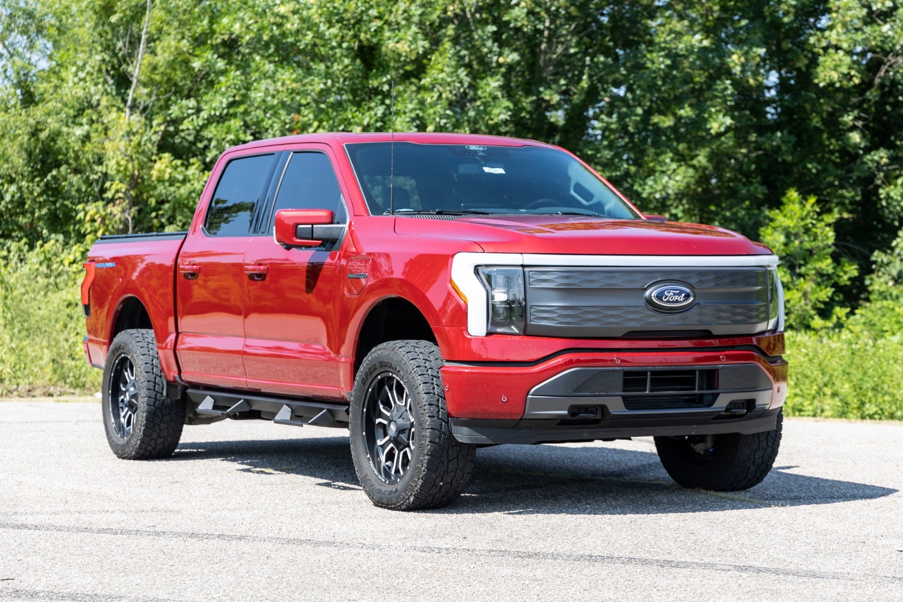 Rough Country | Lift Kits | 3 Inch Lift Kit Forged UCA Ford F-150 Lightning 4WD (2022) Rough Country | 40900
