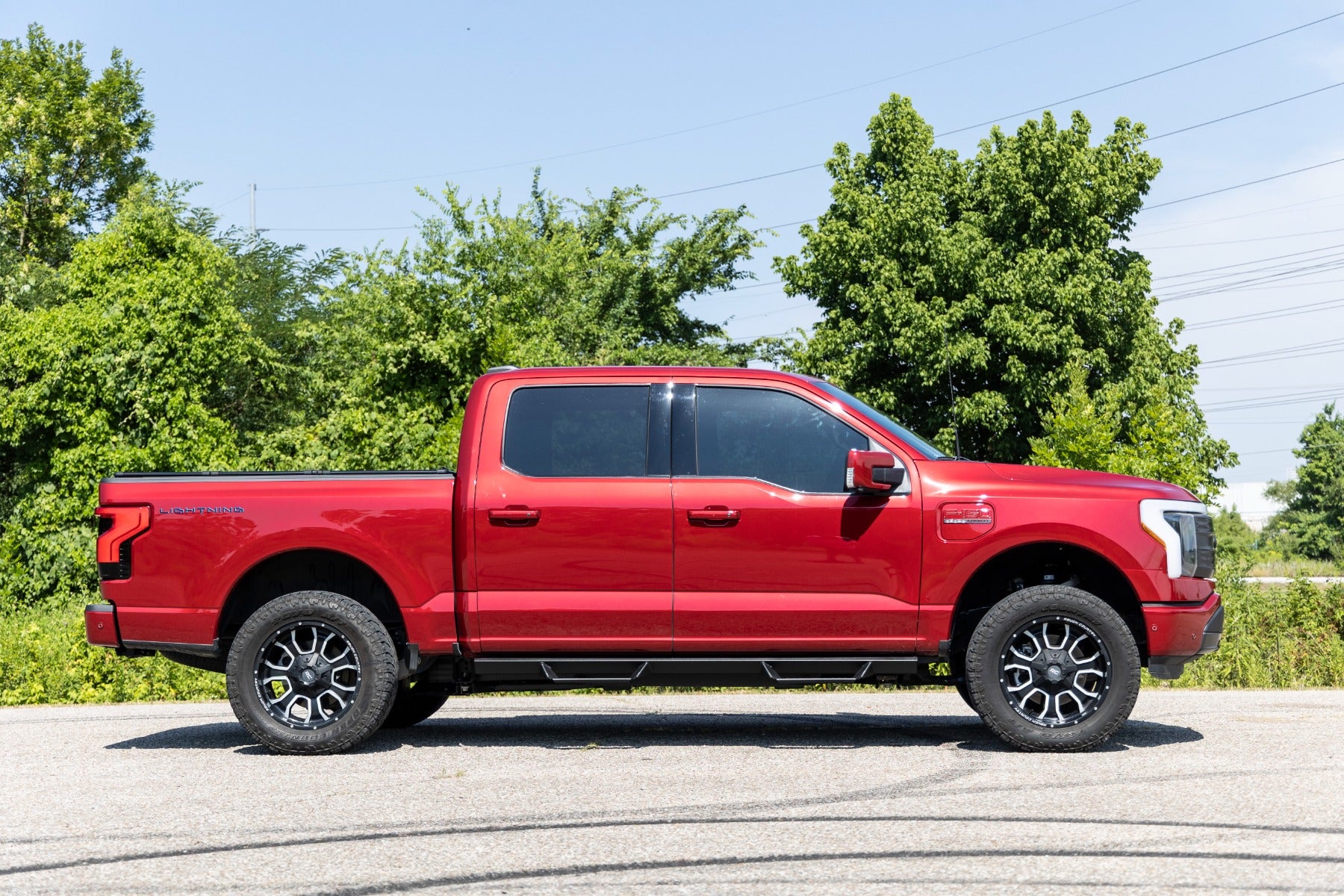 Rough Country | Lift Kits | 3 Inch Lift Kit Forged UCA Ford F-150 Lightning 4WD (2022) Rough Country | 40900