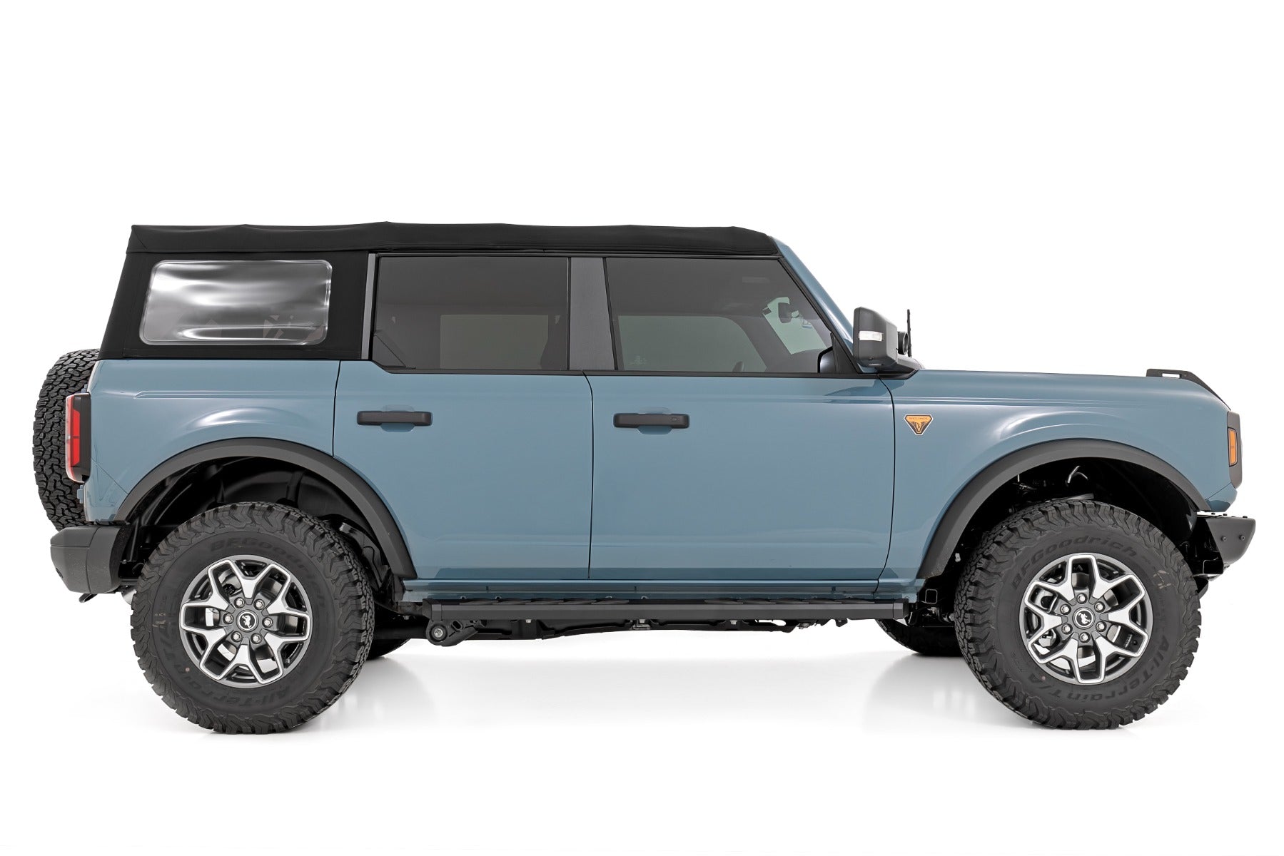 Rough Country | Running Boards | BA2 Running Boards Side Step Bars 4-Door Ford Bronco 21-Up Rough Country | 41007