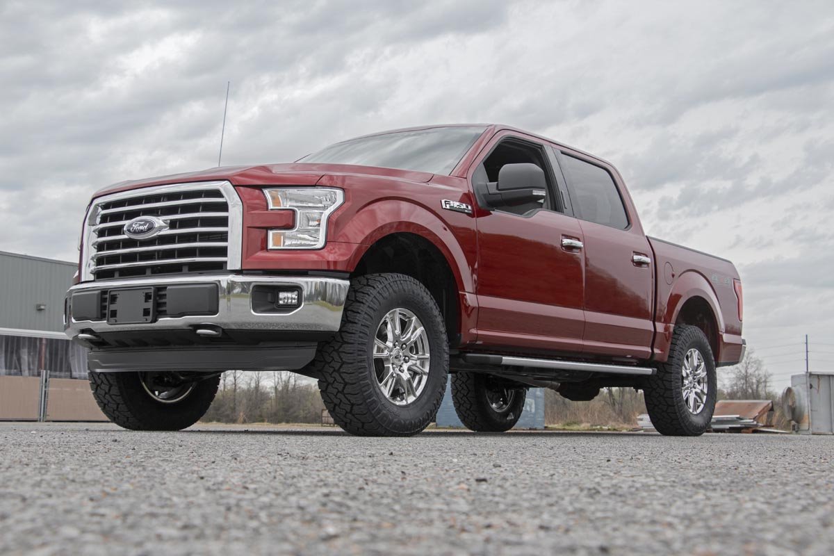 Rough Country | Leveling Kit | 2.0 Inch Ford Front Leveling Strut Kit 14-21 F-150 4WD Rough Country | 501068