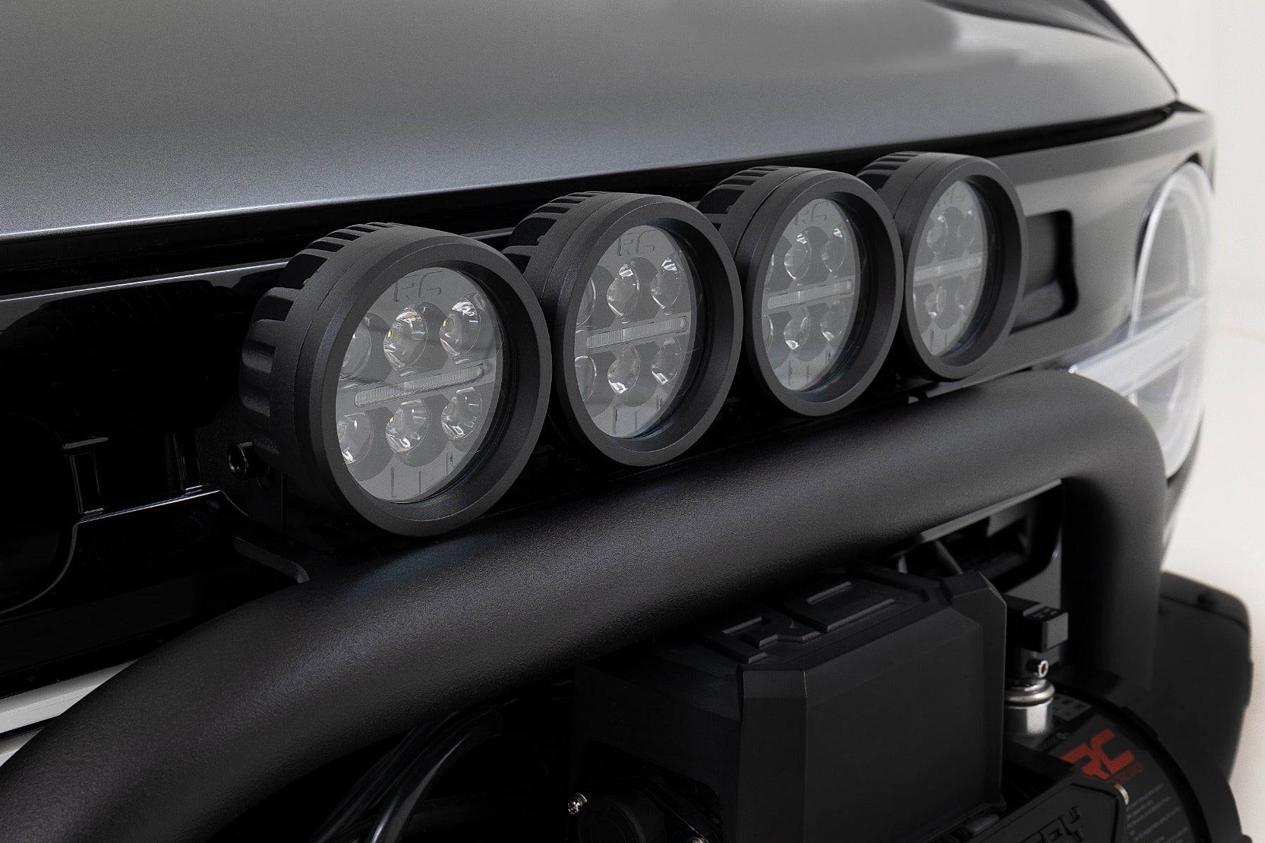 Rough Country | Bumper Bull Bar | Safari Bar OE Modular Steel Ford Bronco 4WD 21-Up Rough Country | 51110