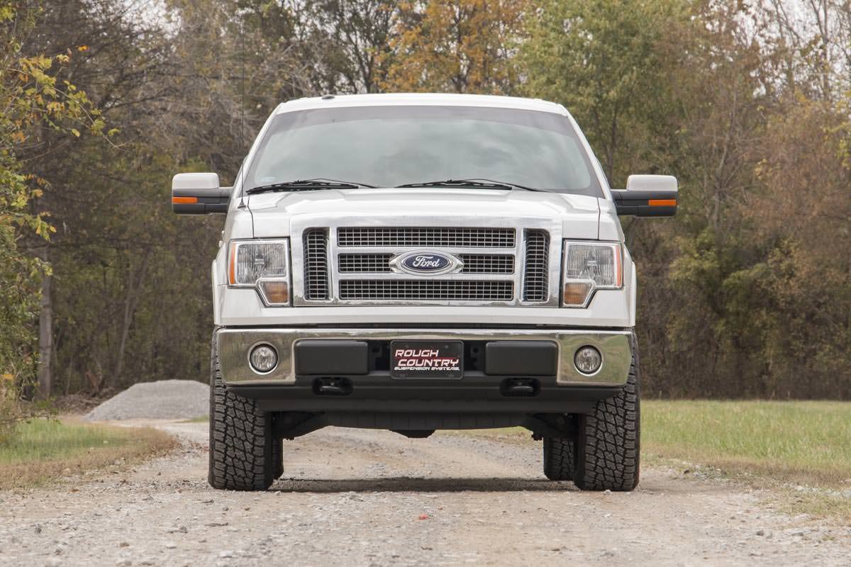 Rough Country | Leveling Kit | 2 Inch Leveling Billet Strut Extensions 09-13 F-150 Red Rough Country | 568RED