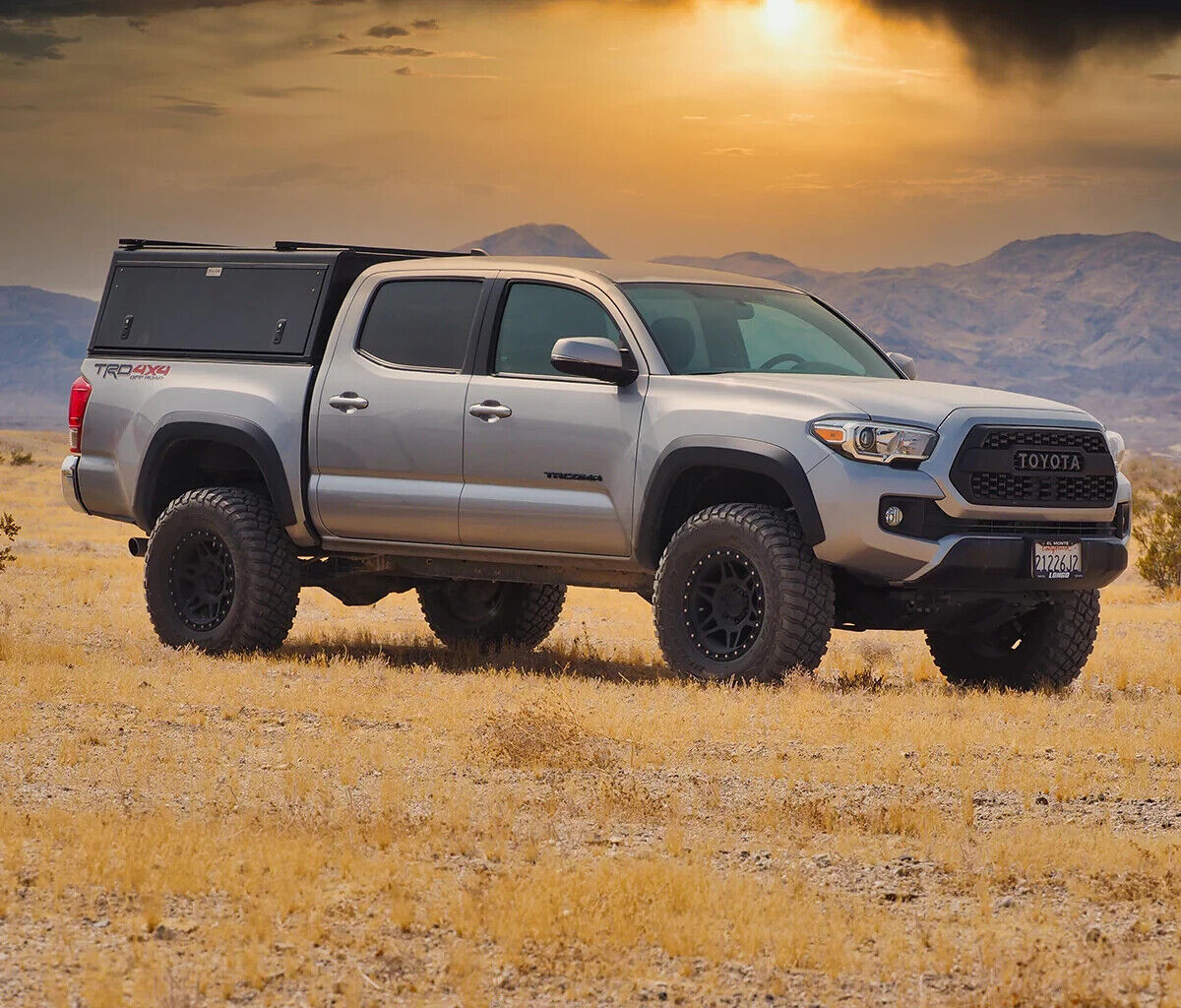 Elevate | UPPER CONTROL ARM | 05+Toyota Tacoma Blue Billet Uniball UCA Kit 2/4WD