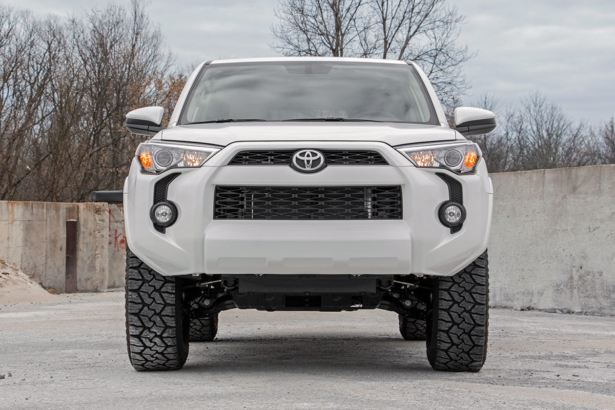 Rough Country | Lift Kits | Toyota 4Runner 3 Inch Suspension Lift Kit N3 Struts For 10-Pres 4-Runner Rough Country | 76631