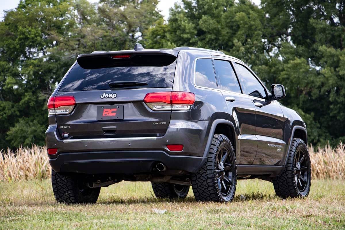 Rough Country | Lift Kits | 2.5 Inch Lift Kit N3 Struts 16-20 Jeep Grand Cherokee 4WD Rough Country | 91430