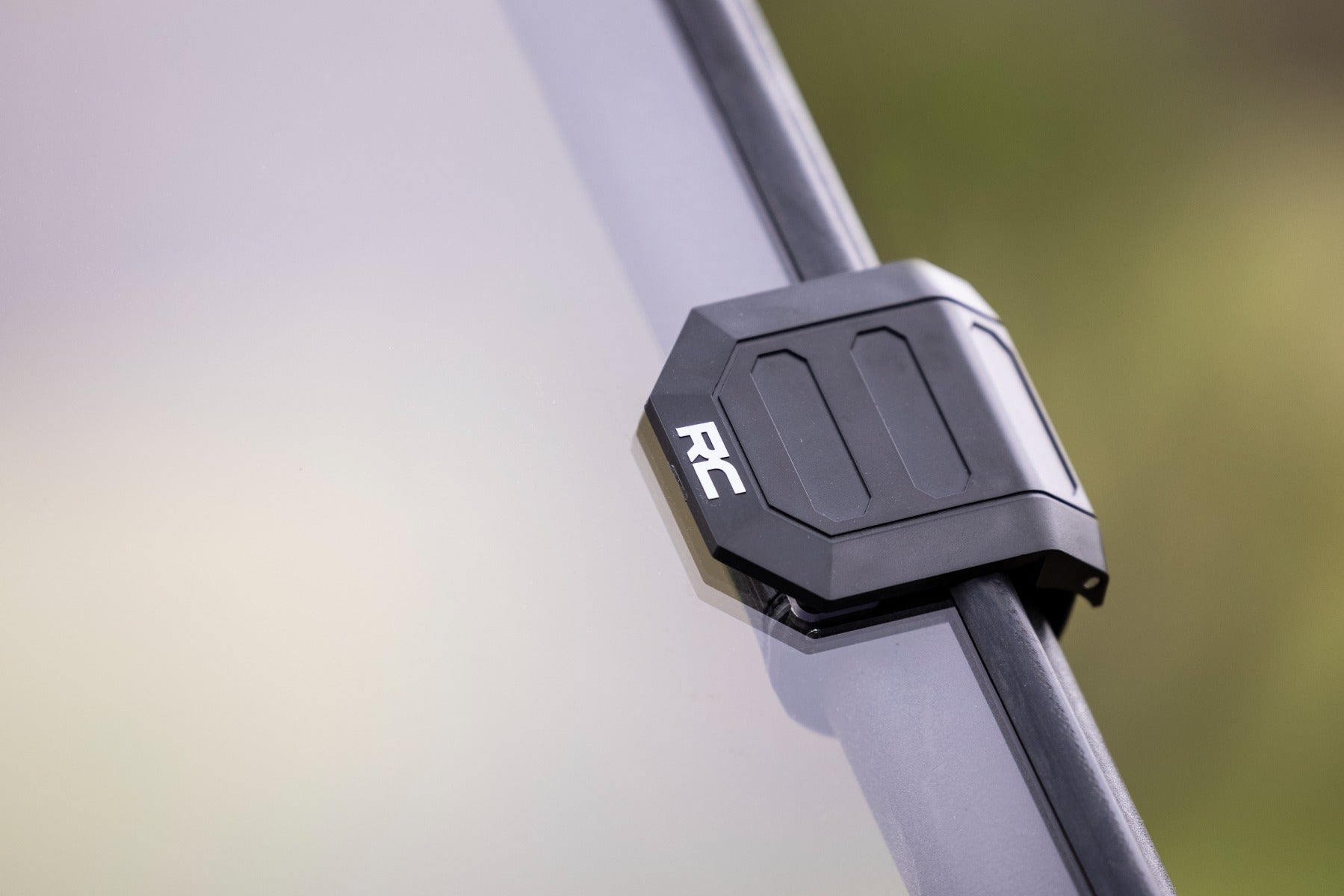 Rough Country | Windshield | Half Windshield Scratch Resistant Yamaha Rhino 450 (06-08)/Rhino 660 (04-07) Rough Country | 98141241A