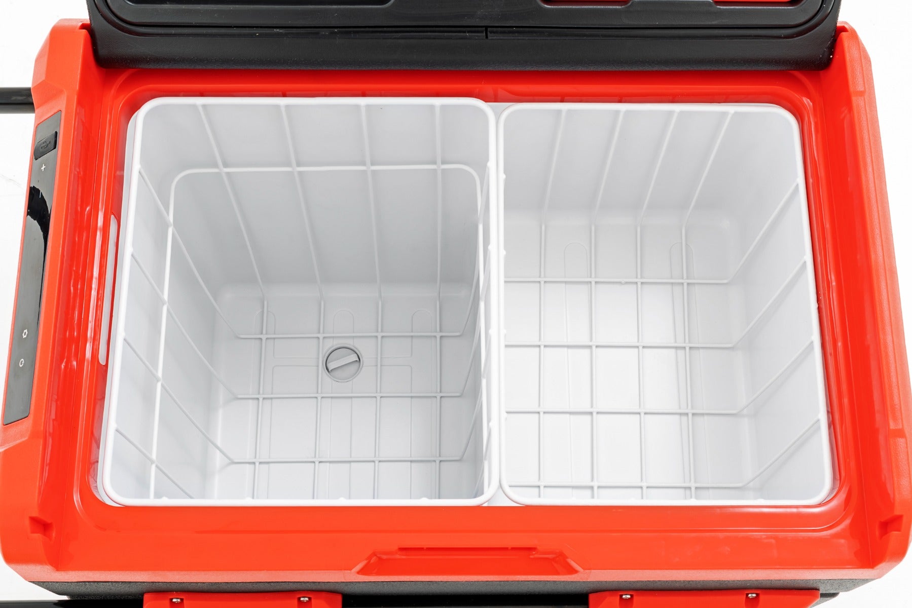 Rough Country | Refrigerators|Outdoor Lifestyle and Camping | 50L Portable Refrigerator/Freezer Rechargeable 12 Volt/AC 110 Rough Country | 99027