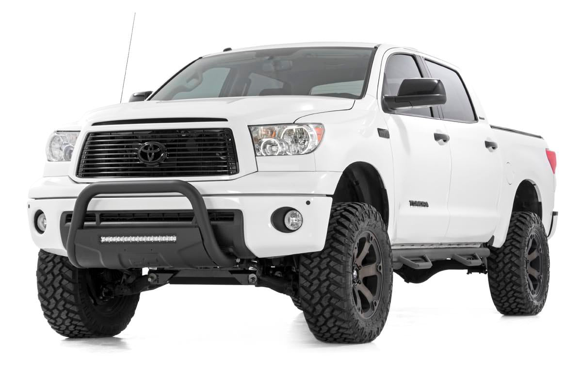 Rough Country | Bumper Bull Bar | Toyota 07-20 Tundra Bull Bar w/LED Light Bar Black Rough Country | B-T4071