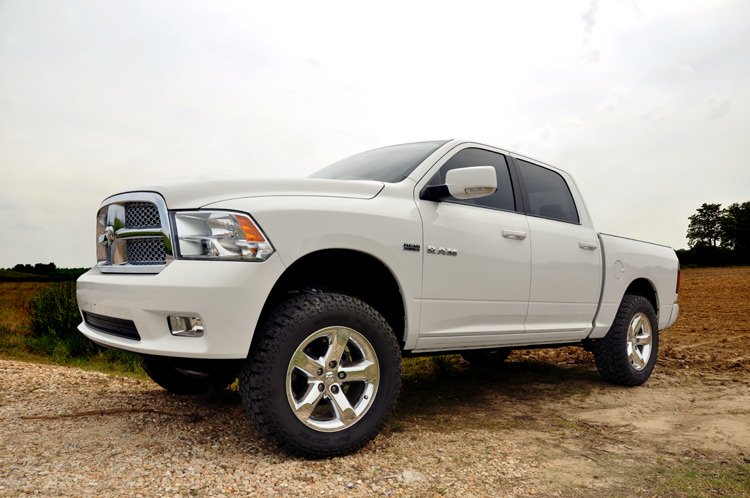 Rough Country | Body Lift|Suspension|Suspension / Steering / Brakes | 1.25 Inch Dodge Body Lift Kit 09-12 RAM 1500 Rough Country | RC800