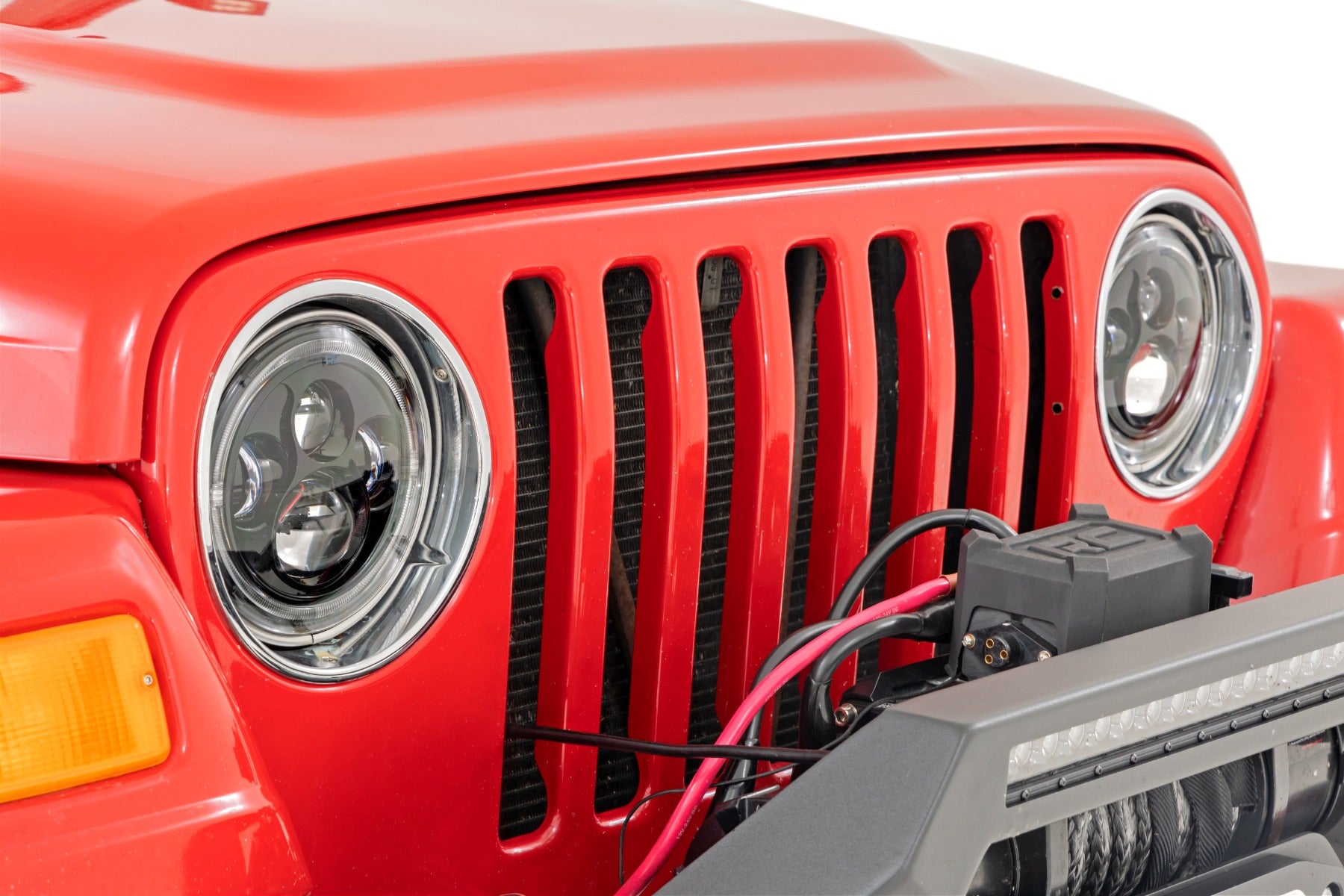 Rough Country | Headlights | Headlights DRL Halo LED 7 Inch 97-06 Jeep Wrangler TJ 4WD Rough Country | RCH5400