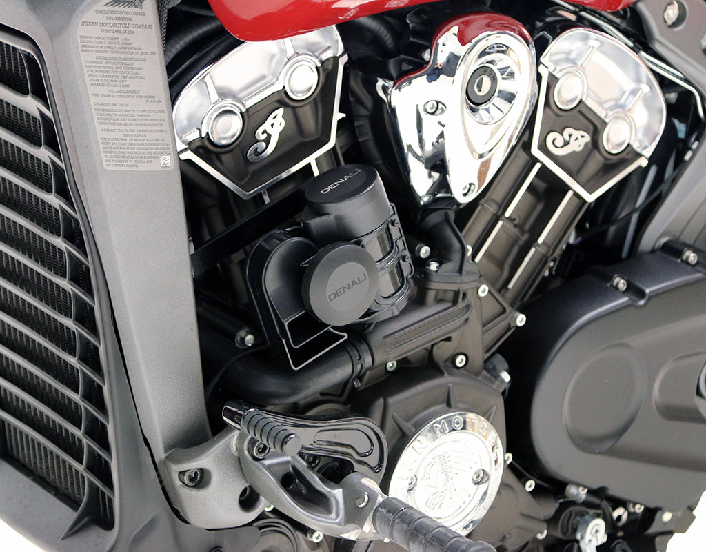 HMT.25.10000 DENALI SoundBomb Compact Horn Mounting Bracket for Indain Scout '15-'20