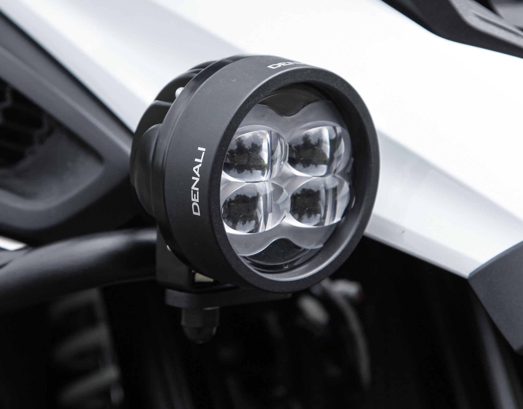 DNL.D3.051 DENALI D3 LED High-Performance Fog Light Pod with DataDim™ Technology
