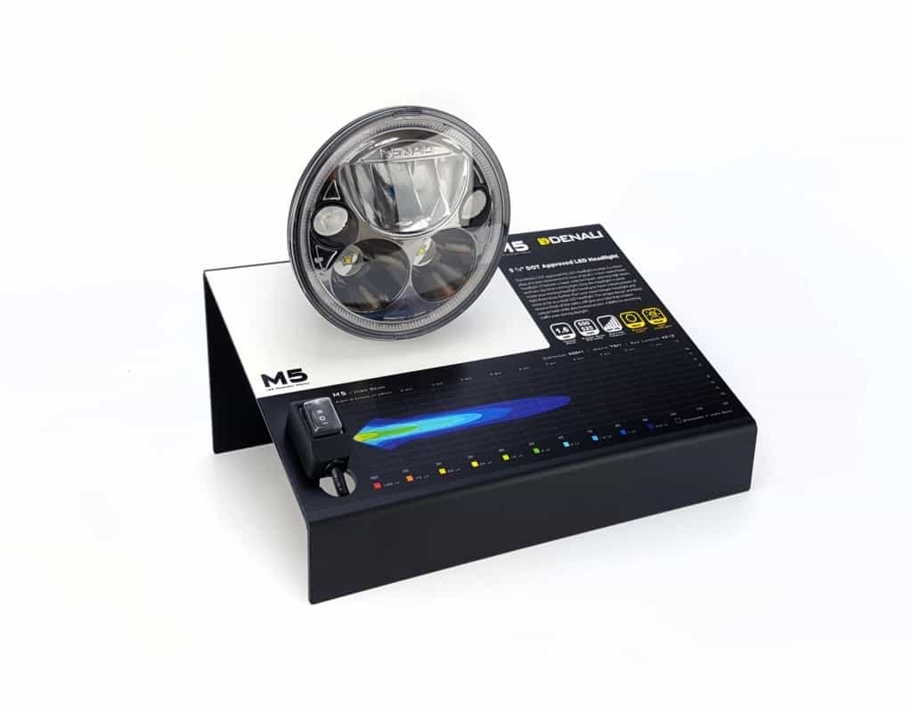DNL.DSP.11800 DENALI 2.0 M5 Interactive Dealer Display HEADLIGHT NOT INCLUDED