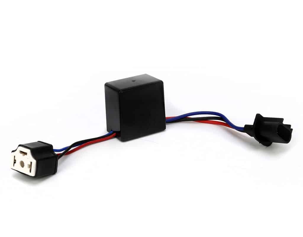 DNL.WHS.045 DENALI H13 to H4 Anti-Flicker Adapter