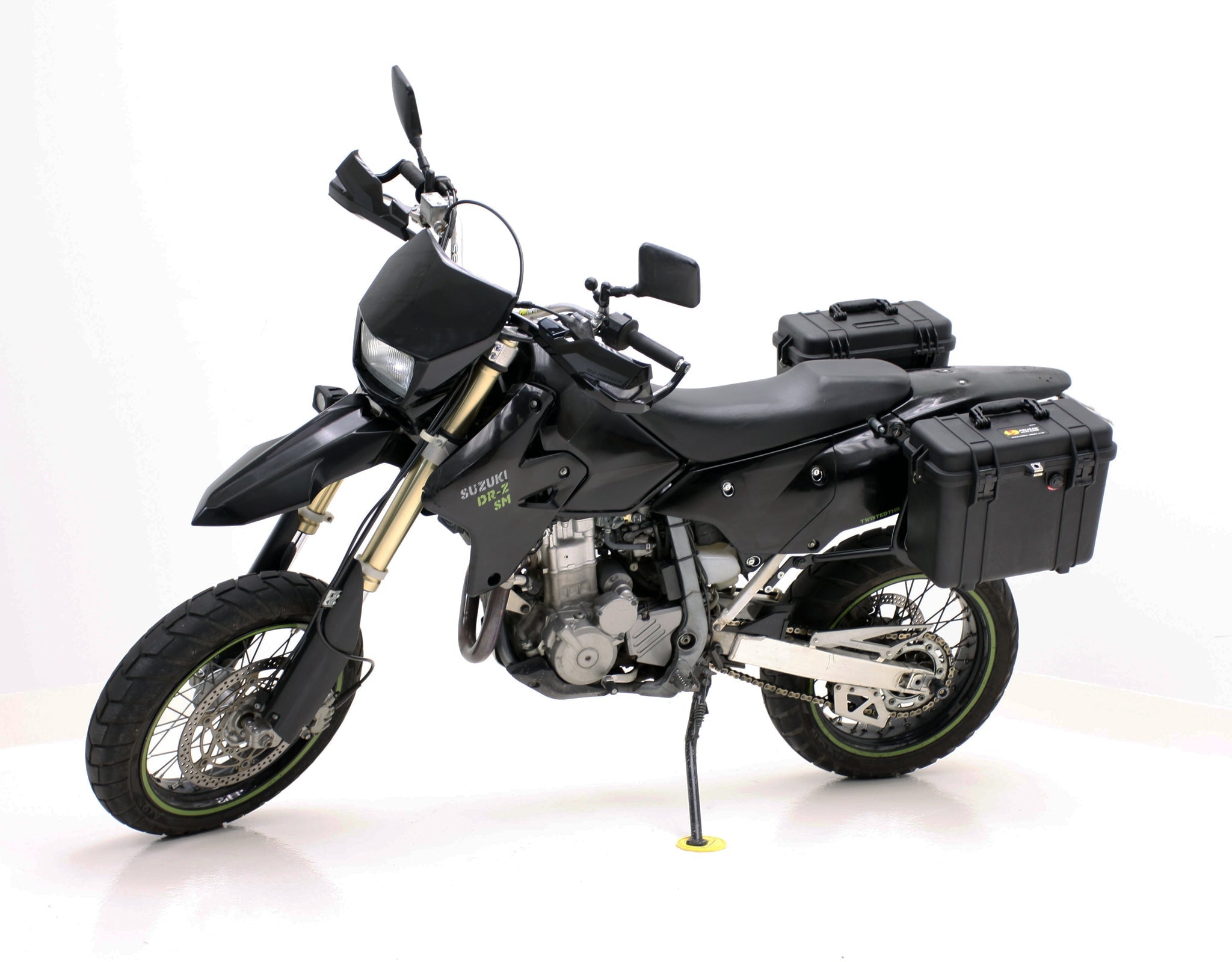 PEL.00.10100 Bolt-On Hardware Kit, for direct bolting Pelican 1430,1120 and other small cases to SW-Motech racks