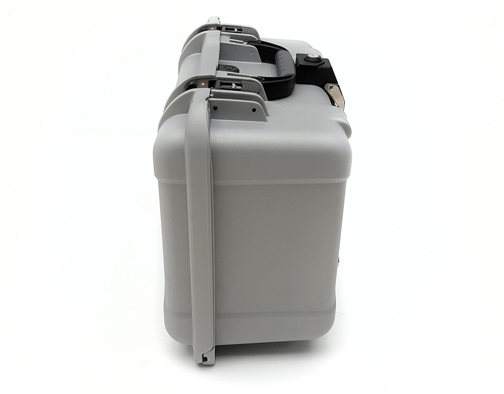 DSL.H35.10000.S DrySpec H35 Quick-Release Mil-Spec Motorcycle Case, Silver