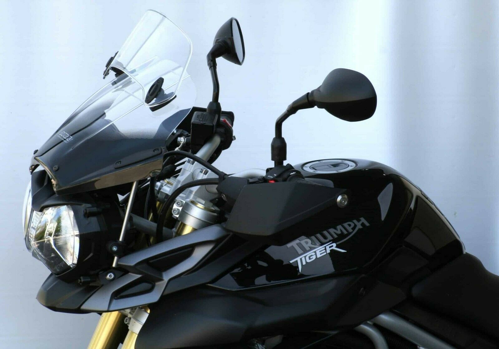 MRA.11.017.XCN.1 MRA X-Creen Tour Windshield for Triumph Tiger 800 & Tiger 800XC '11- Smoke Gray