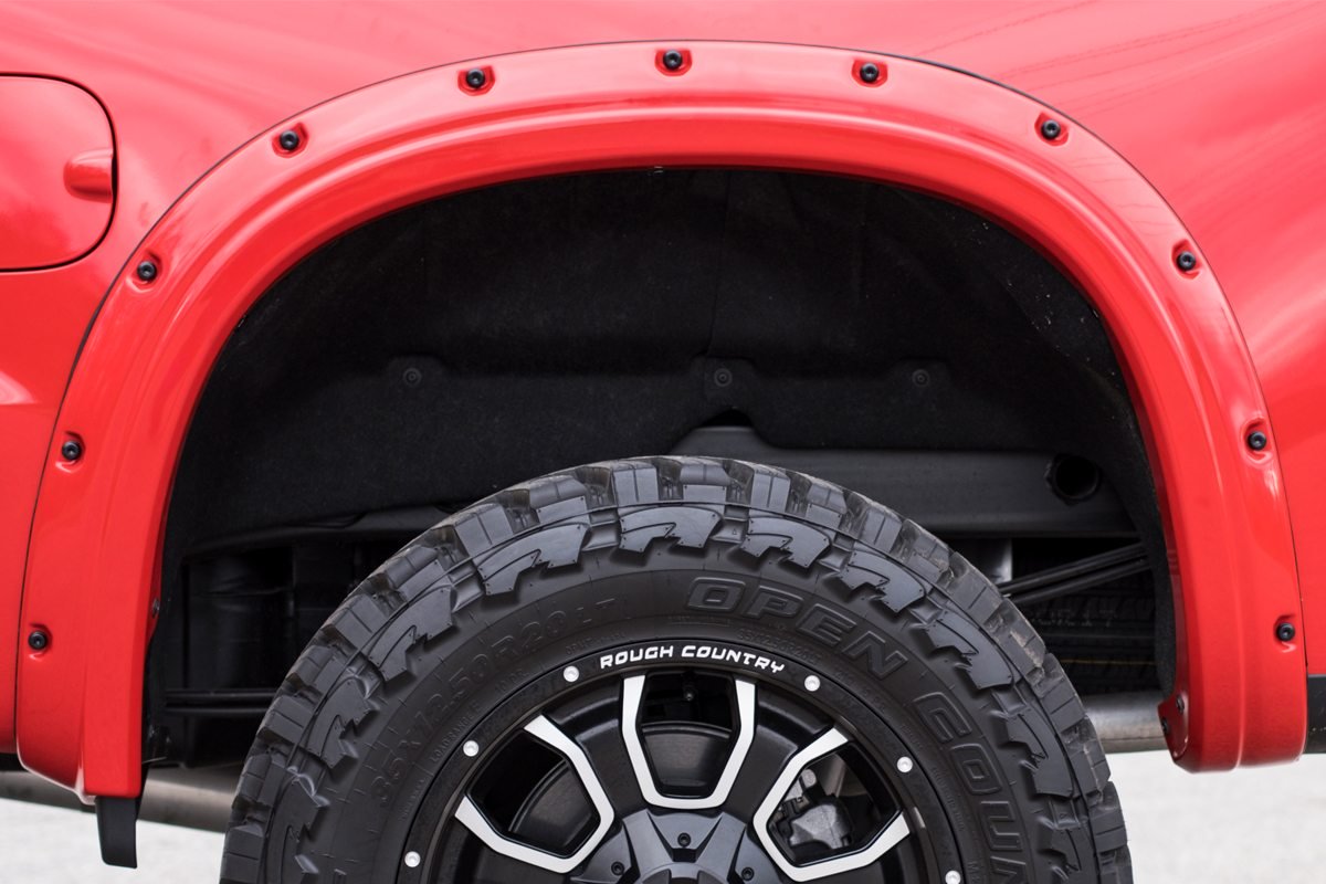 Rough Country | Fender Flares | Black Rivet Kit for Rough Country Fender Flares Set of 44 Includes 3M Tape and Foam Pad Rough Country | 10015