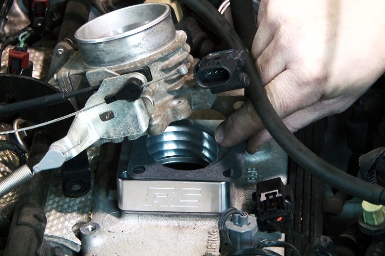 Rough Country | Fuel Injection Throttle Body Spacer | Jeep Throttle Body Spacer Rough Country | 1068