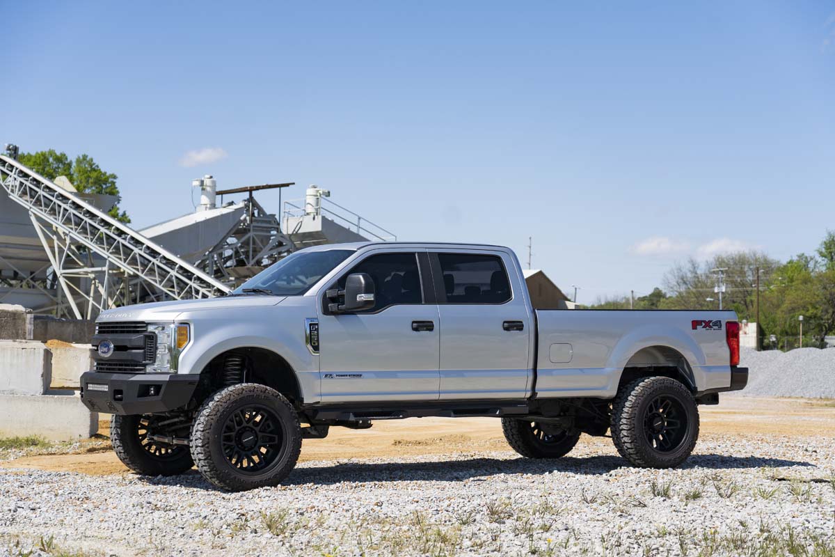 Rough Country | Front Bumpers | Ford Heavy-Duty Front LED Bumper 17-20 F-250/F-350 Rough Country | 10787
