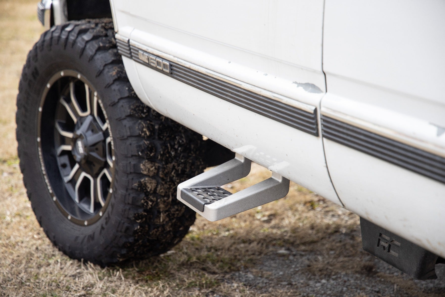 Rough Country | Hood | Single Hoop Step Universal Aluminum Pair Rough Country | 117510