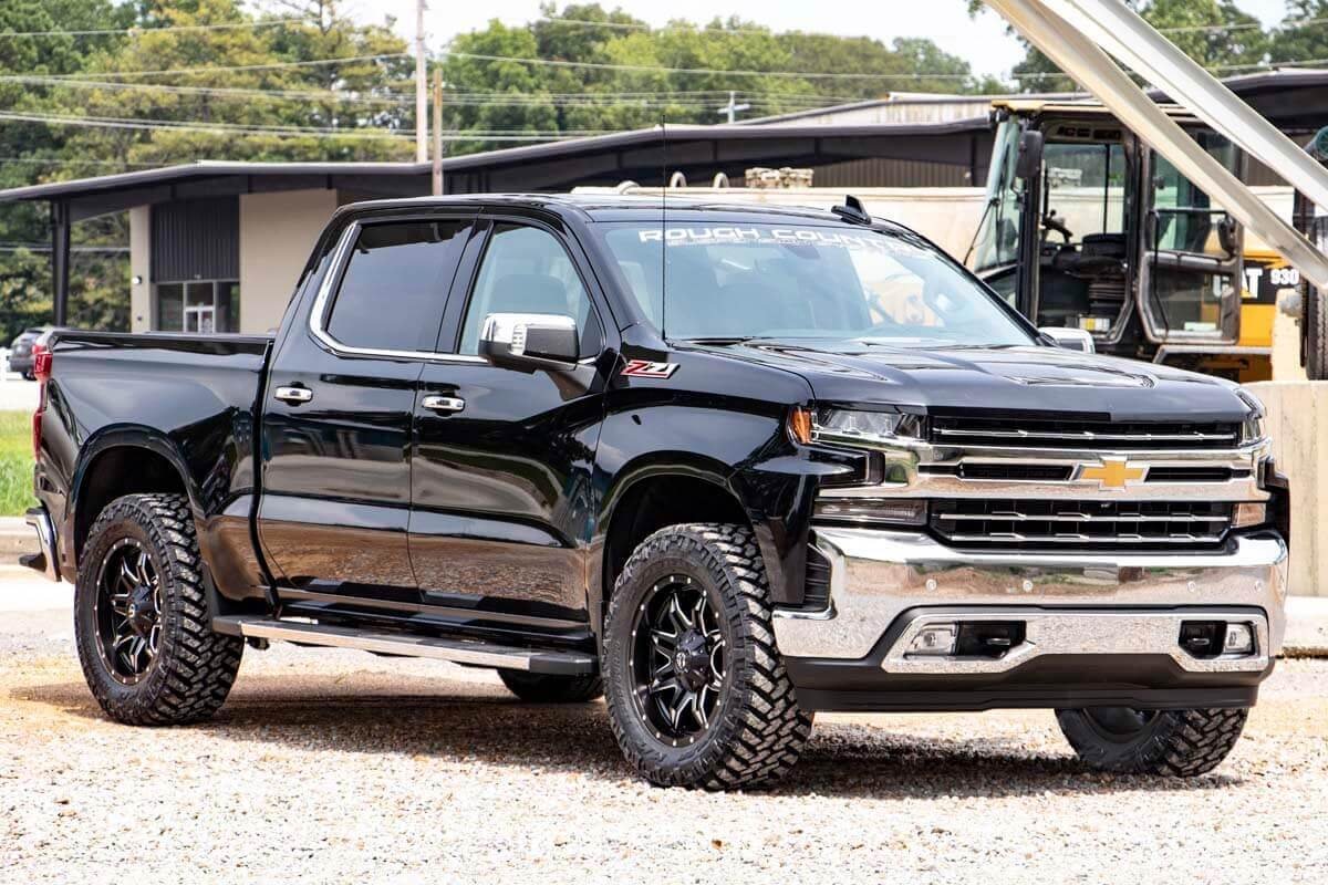 Rough Country | Leveling Kit | 2 Inch Leveling Lift Kit 07-18 Avalanche 1500/07-20 SUV Rough Country | 1307