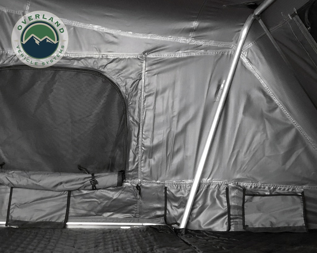 OVS | Roof Top Tent | HD Bushveld Cantilever Hard Shell Roof Top Tent Grey Body & Tan Rainfly | 18089901