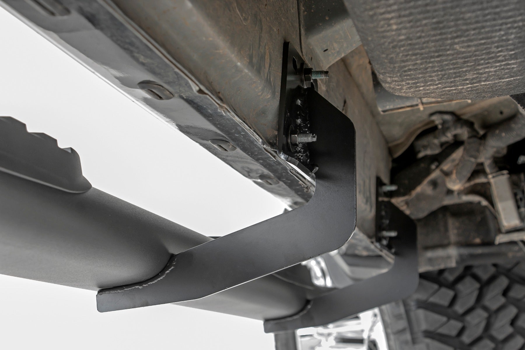 Rough Country | Nerf Bars | Dodge Oval Nerf Step Bars (19-20 Ram Crew Cab) Rough Country | 21004