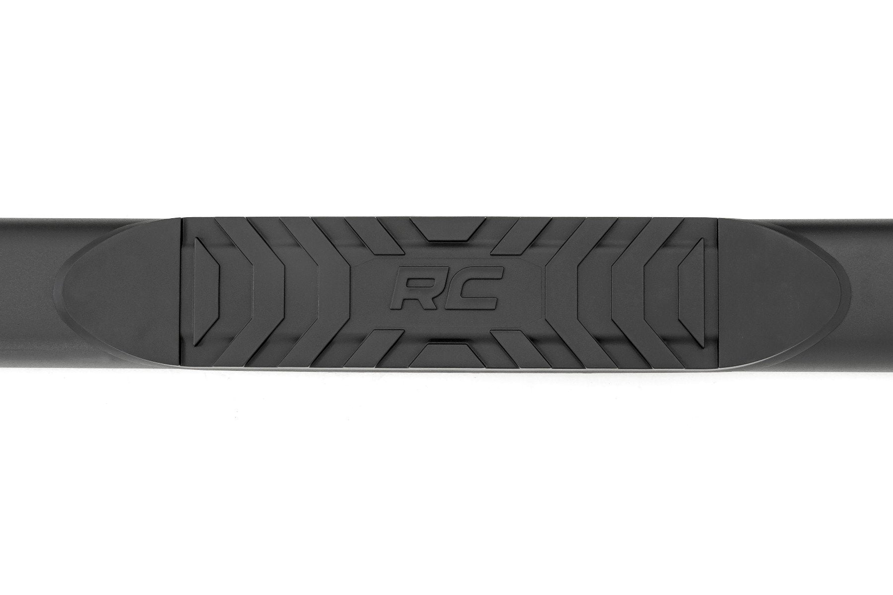 Rough Country | Nerf Bars | Oval Nerf Step 4.5 Inch Double Cab Black 05-22 Toyota Tacoma 2WD/4WD Rough Country | 21008