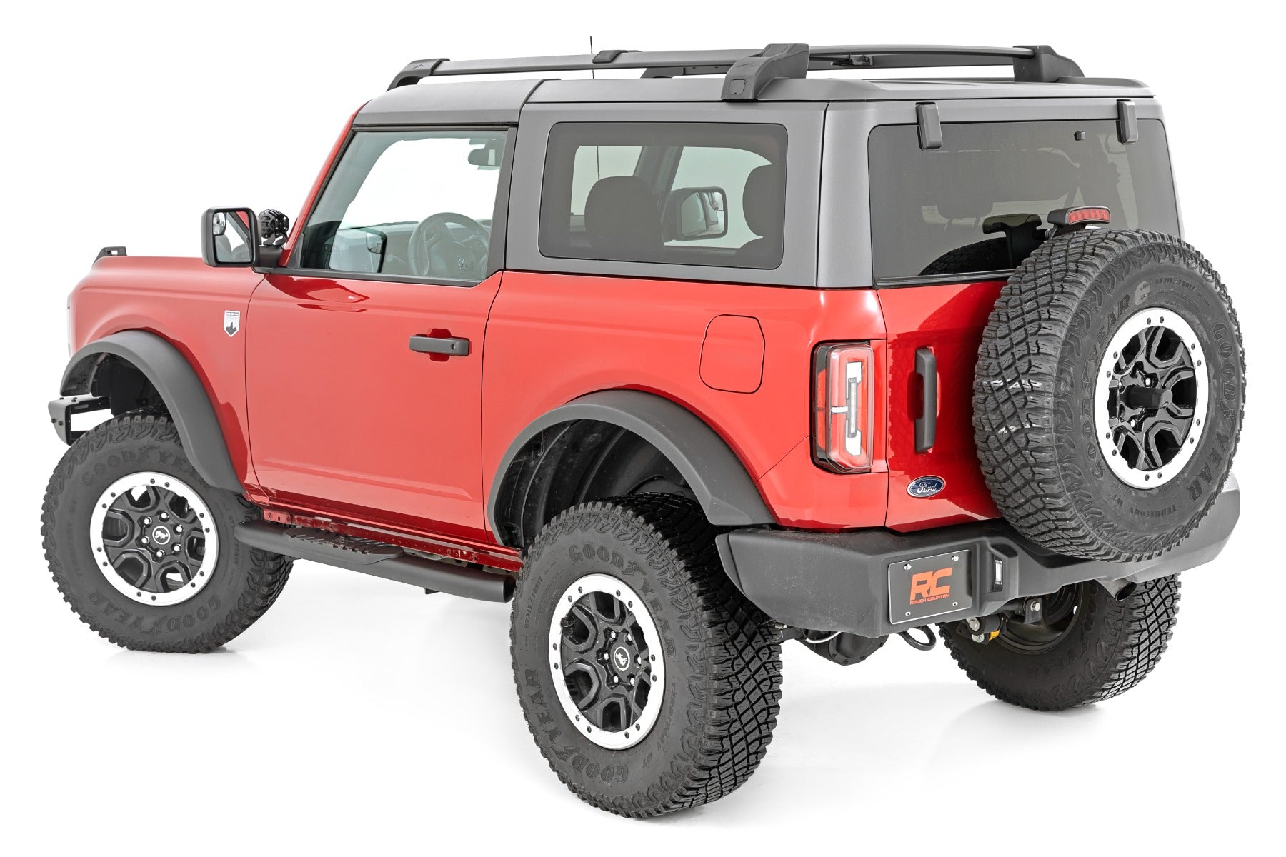 Rough Country | Nerf Bars | Oval Nerf Steps 2-Door Black Ford Bronco 2 Door 4WD 21-Up Rough Country | 21012