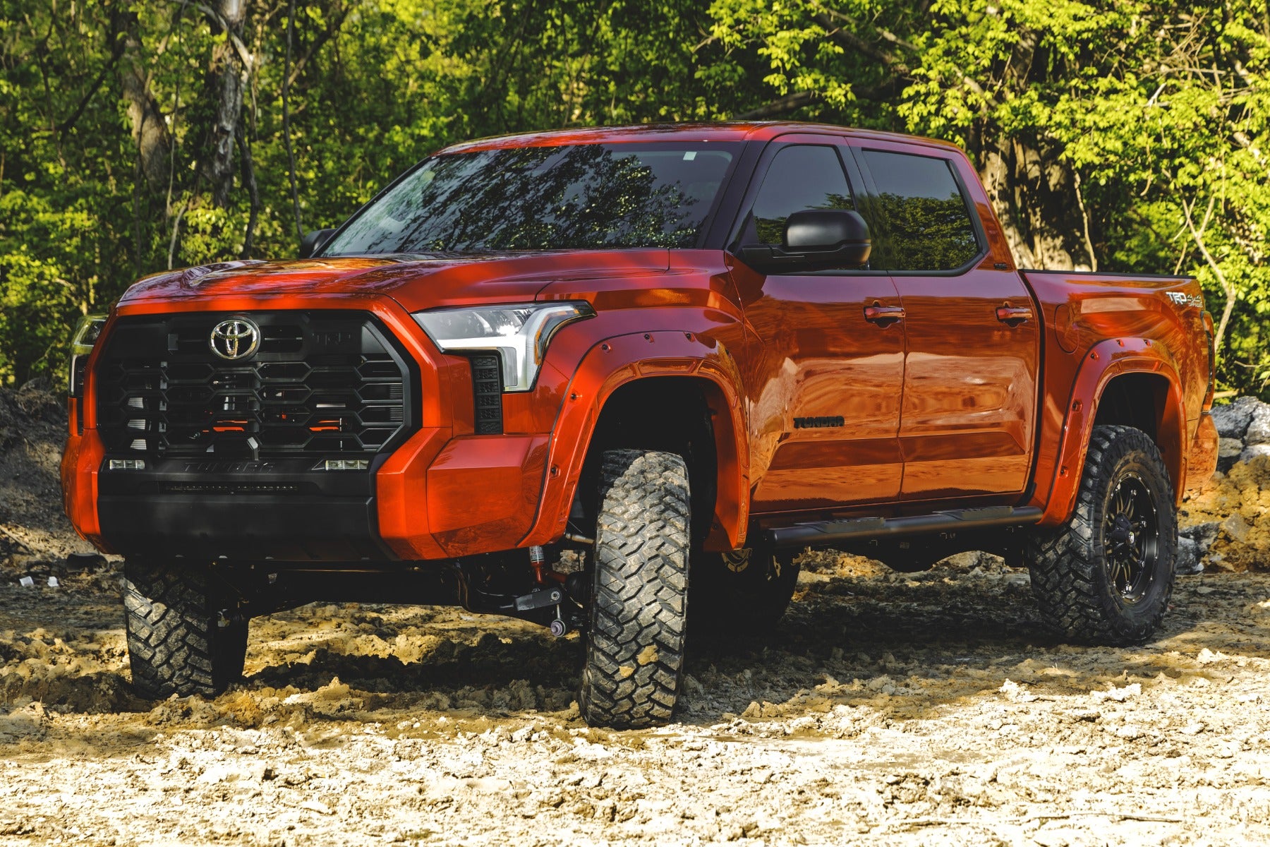 Rough Country | Nerf Bars | Oval Nerf Steps Crew Cab Black Toyota Tundra 2WD/4WD (22-23) Rough Country | 21014