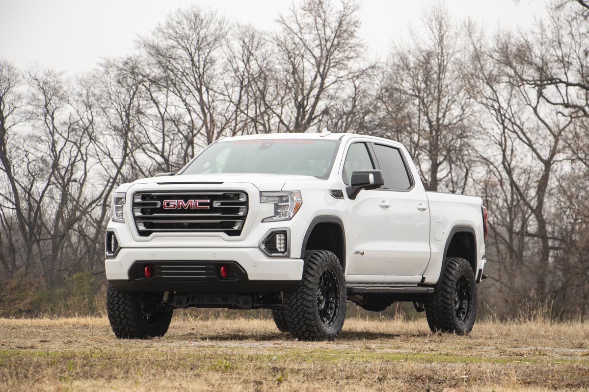 Rough Country | Lift Kits | 4in GM Suspension Lift Kit Strut Spacers N3 Shocks 19-21 1500 Trailboss/AT4 Diesel PU 4WD Rough Country | 27531D