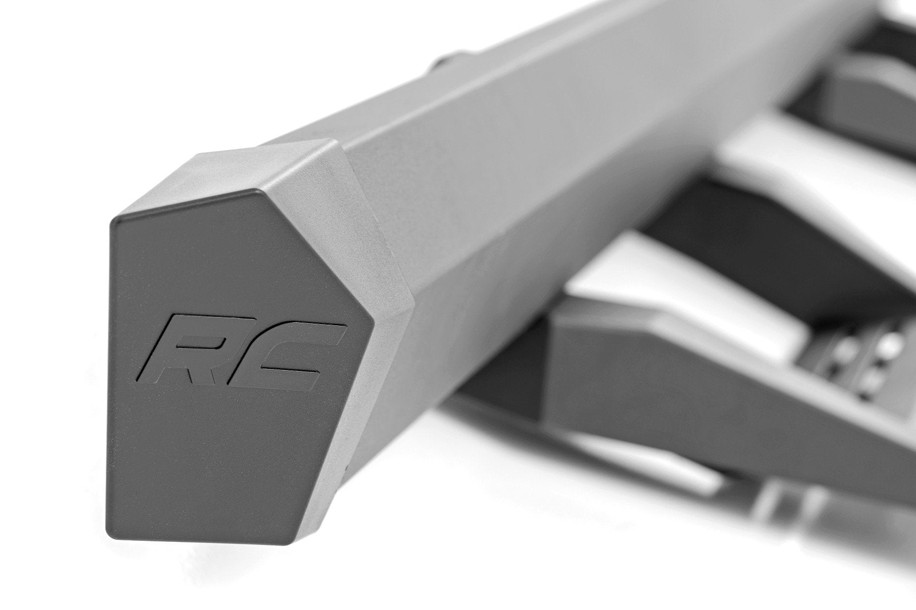 Rough Country | Side Steps | SRX2 Adjustable Aluminum Step Crew Cab 09-18 Ram 1500/10-18 2500 Rough Country | 31011A