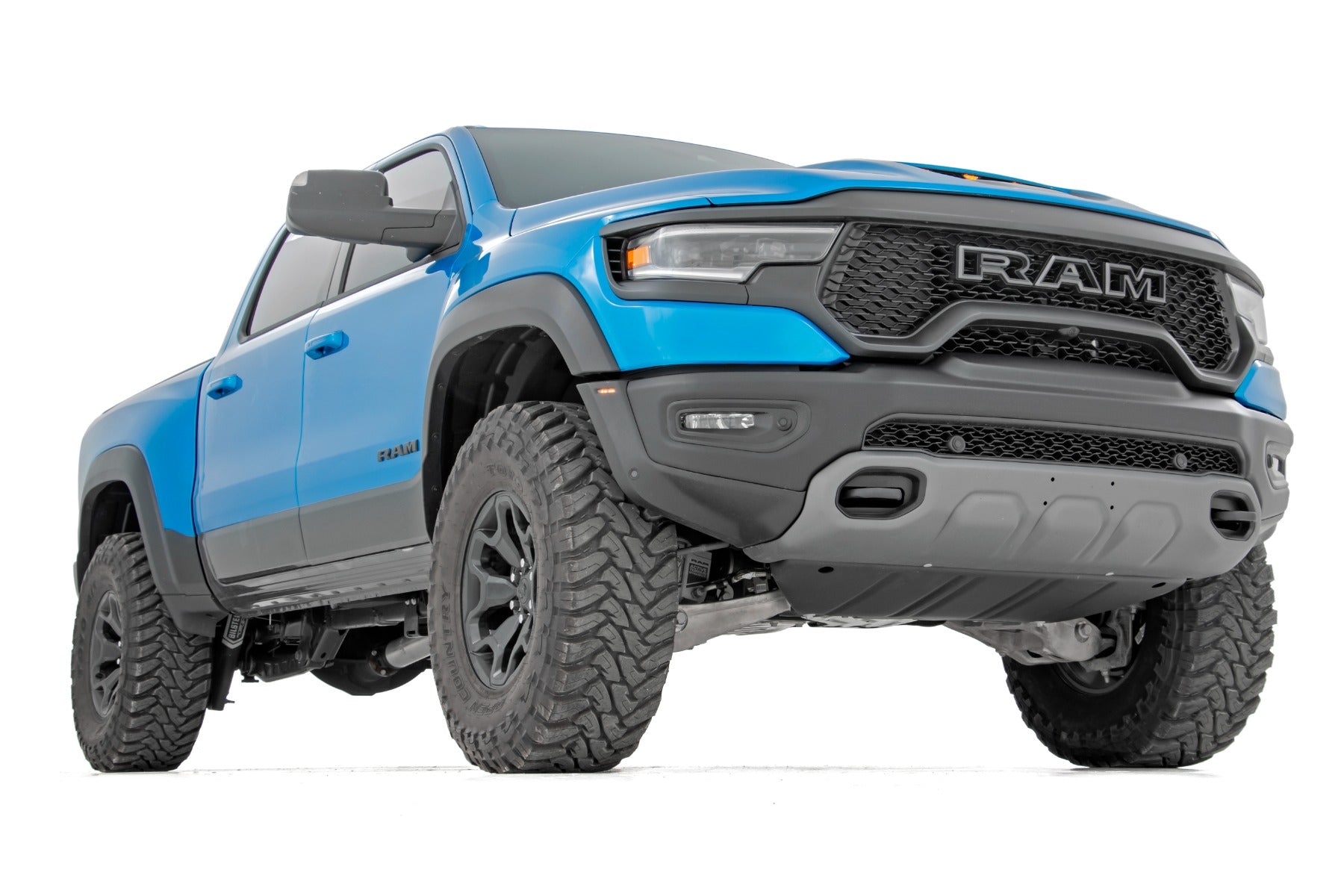 Rough Country | Leveling Kit | 1.5 Inch Leveling Kit 21-22 Ram 1500 TRX 4WD Rough Country | 31300