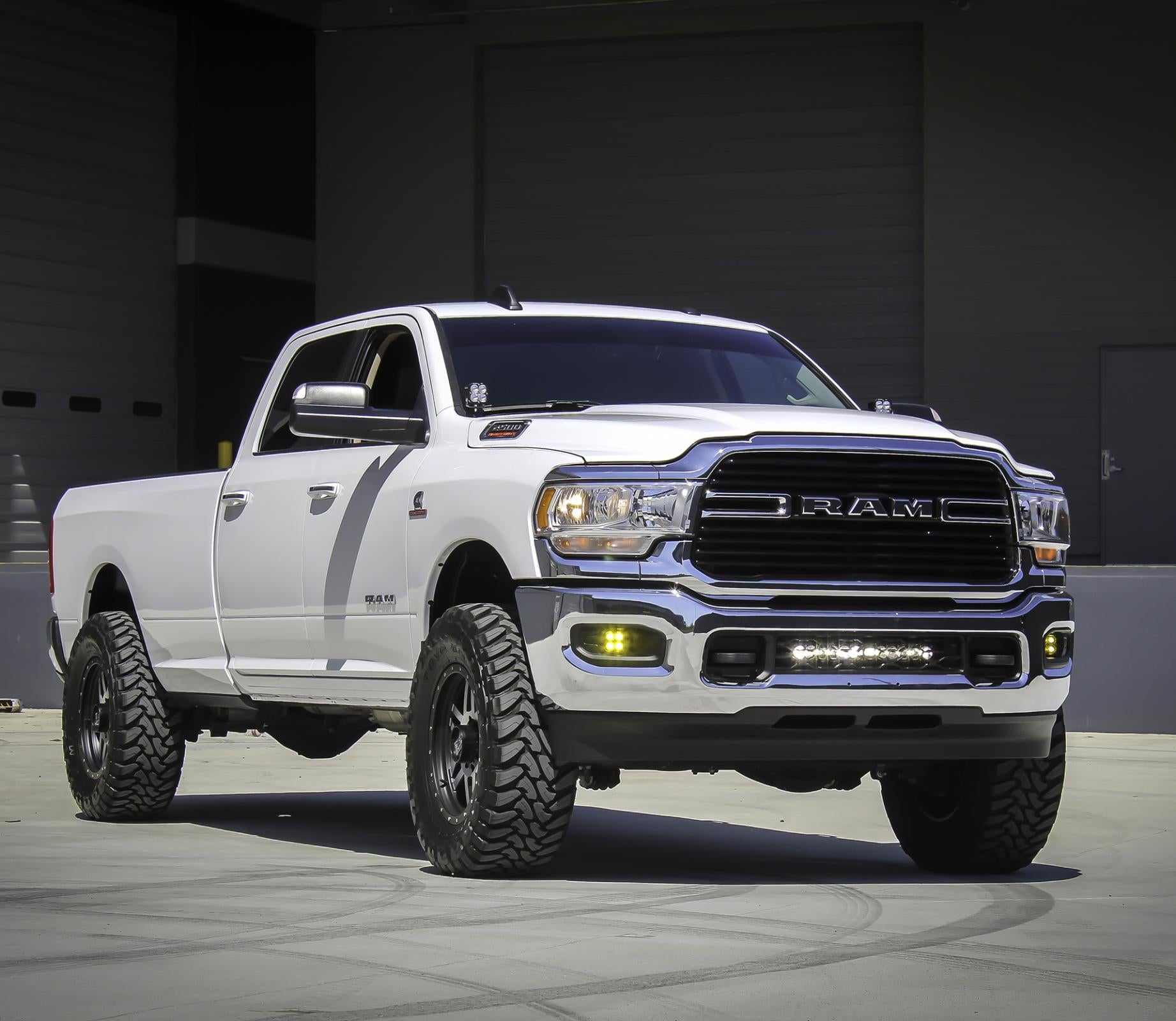 Baja Designs | LED Light Kit | Dodge Ram Light Kit For RAM 2500/3500 19-On 20 Inch Driving Combo Bumper Kits Baja Designs | 448030