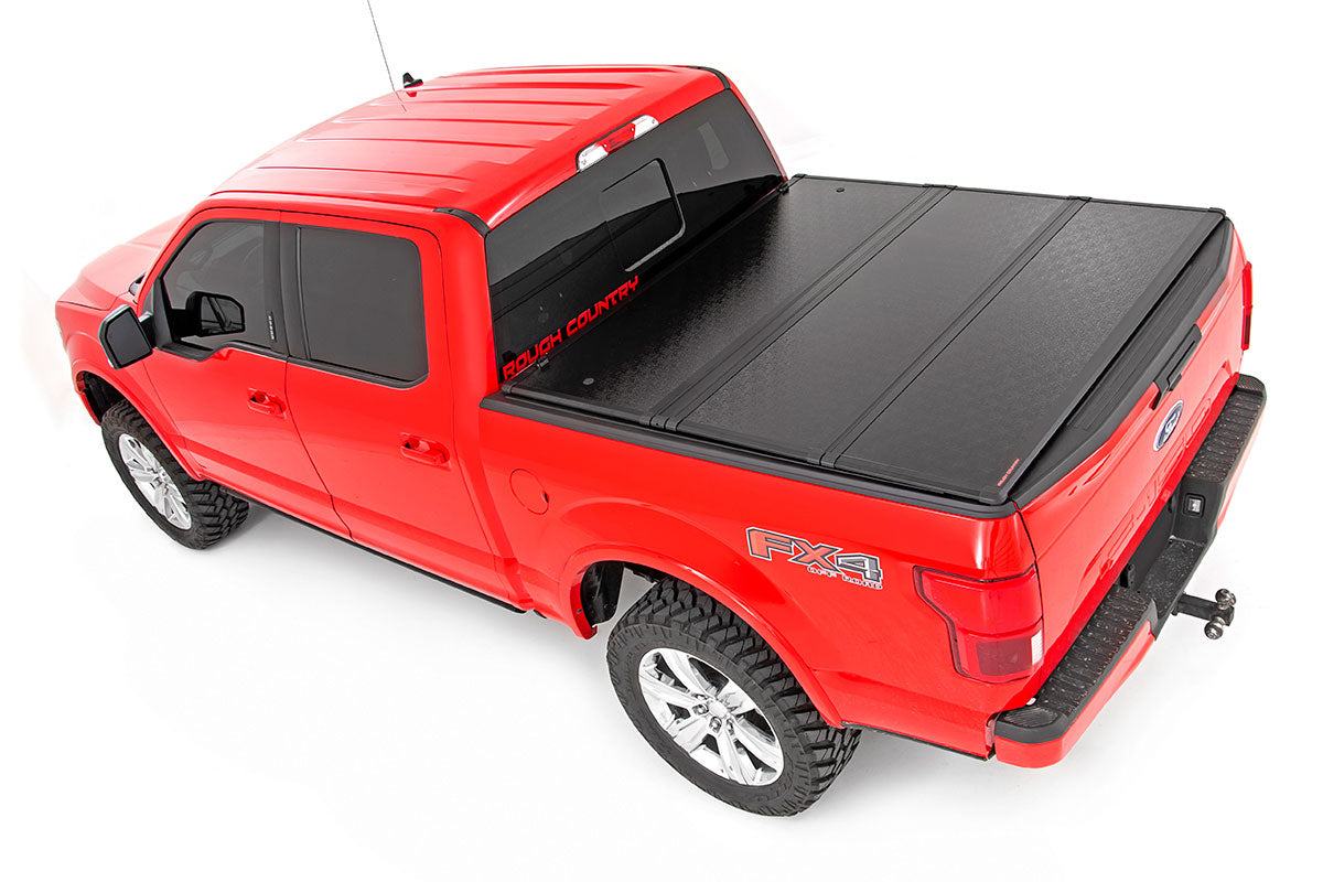 Rough Country | Tonneau Covers | Hard Folding Bed Cover 5.5 Ft Bed 15-21 Ford F-150 2WD/4WD Rough Country | 45515550A