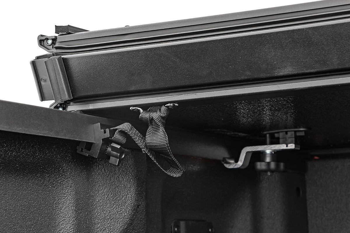 Rough Country | Tonneau Covers | Hard Folding Bed Cover 5.5 Ft Bed 15-21 Ford F-150 2WD/4WD Rough Country | 45515550A
