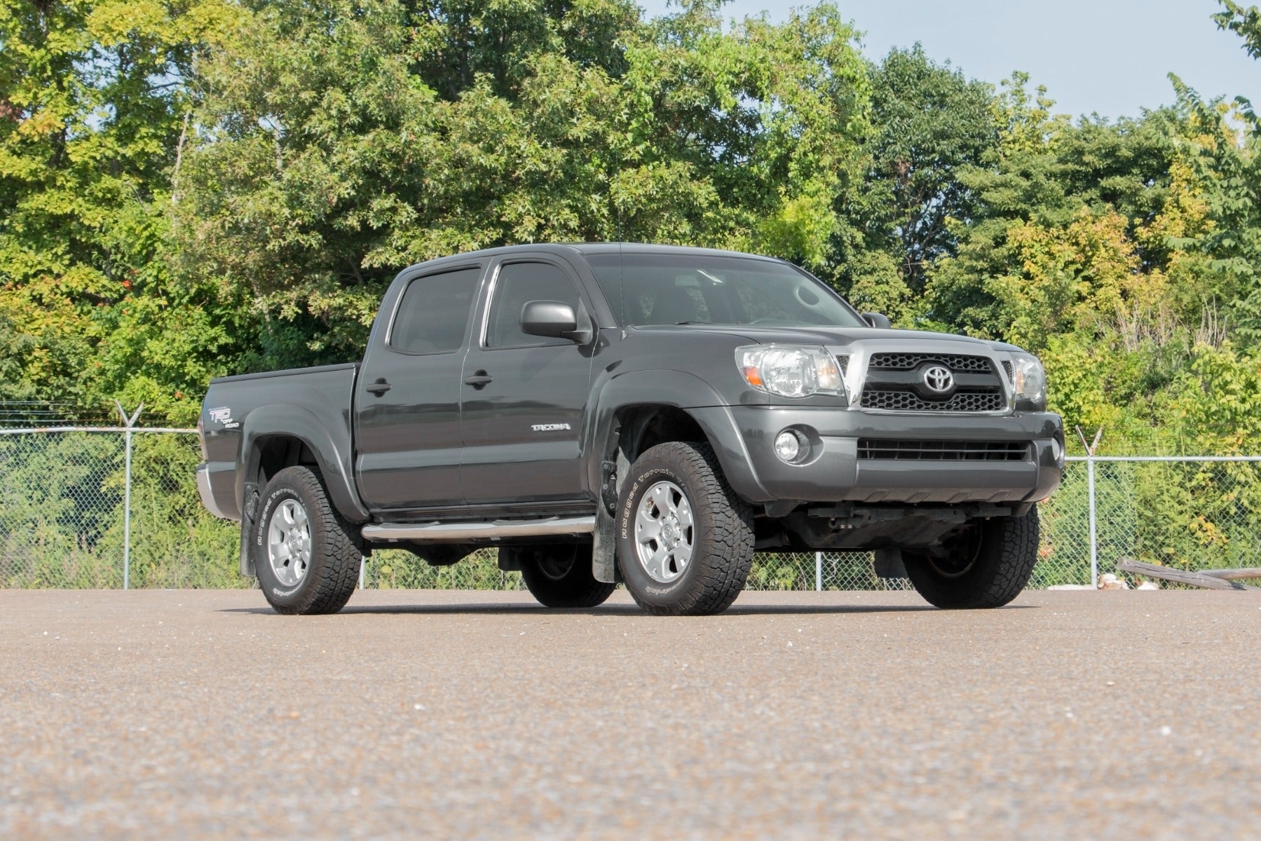 Rough Country | Suspension Strut | M1 Adjustable Leveling Struts Monotube 0-2 Inch Toyota Tacoma (05-23) Rough Country | 502075