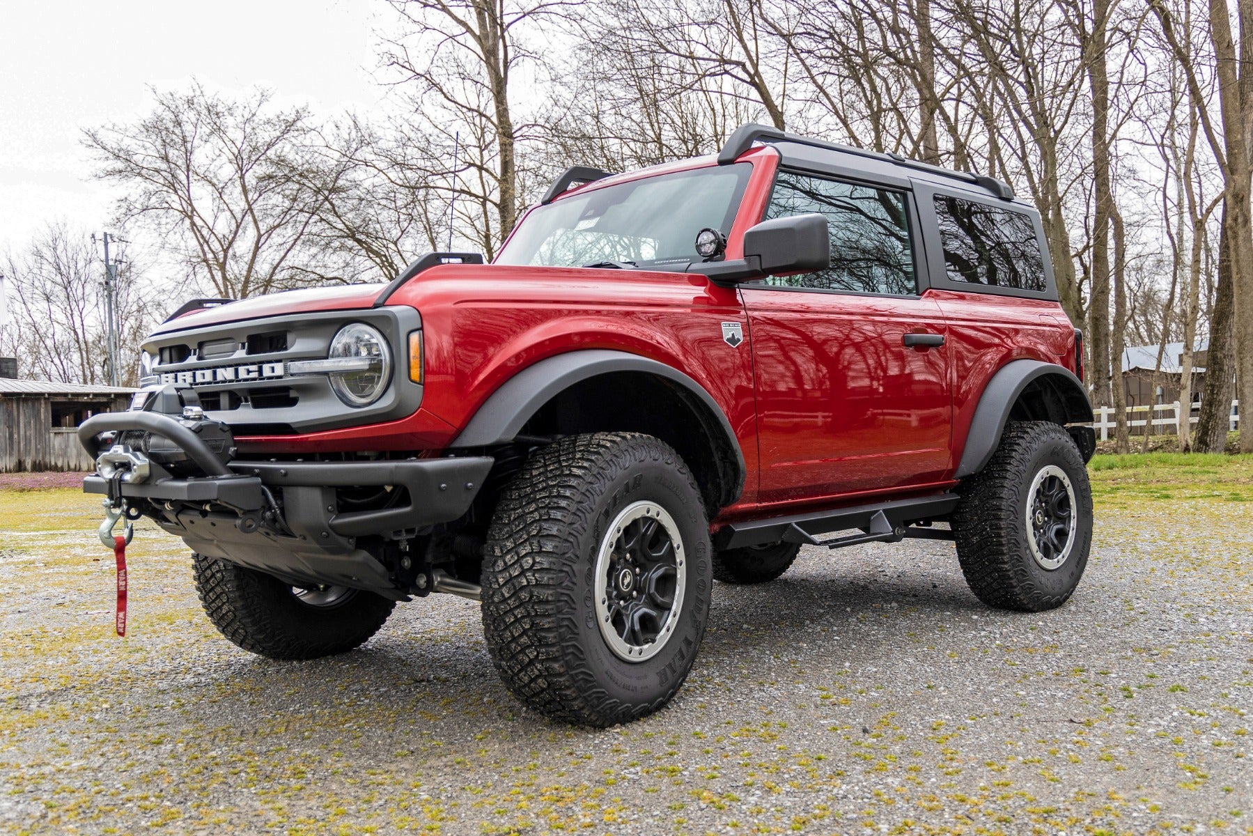 Rough Country | Lift Kits | 2.5 Inch Lift Kit Ford Bronco 4WD 21-Up Rough Country | 51071