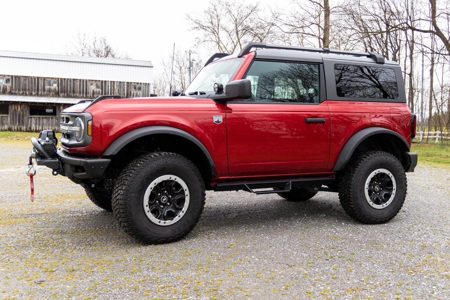 Rough Country | Lift Kits | 2.5 Inch Lift Kit Ford Bronco 4WD 21-Up Rough Country | 51071