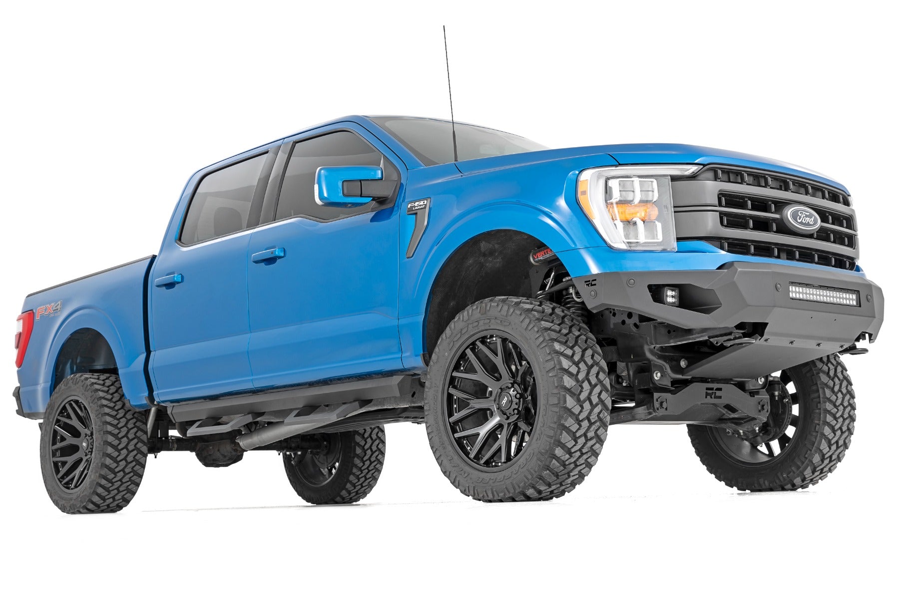 Rough Country | Side Steps | SR2 Adjustable Aluminum Steps Crew Cab 15-22 Ford F-150/17-22 Super Duty Rough Country | 52001