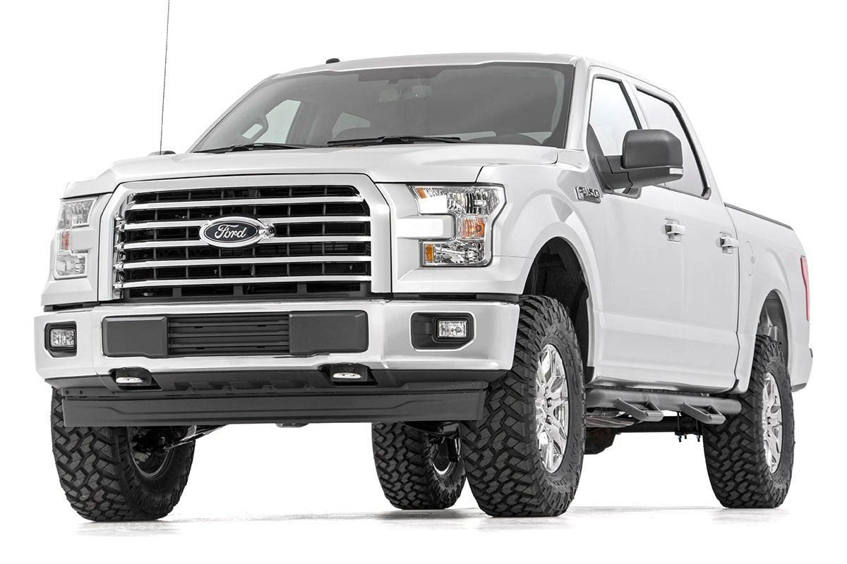 Rough Country | Lift Kits | 3.0 Inch Ford Bolt-On Arm Lift Kit w/ Vertex and V2 For 14-20 F-150 4WD Rough Country | 54557