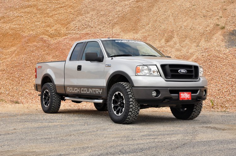 Rough Country | Leveling Kit|Suspension|Suspension / Steering / Brakes | 2.0 Inch Ford Strut Leveling Kit w/V2 Shocks For 04-08 F-150 2WD Rough Country | 57072